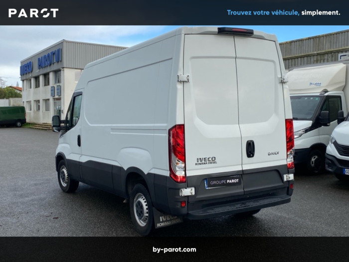 IVECO Daily 35S Fg 35S12 V11