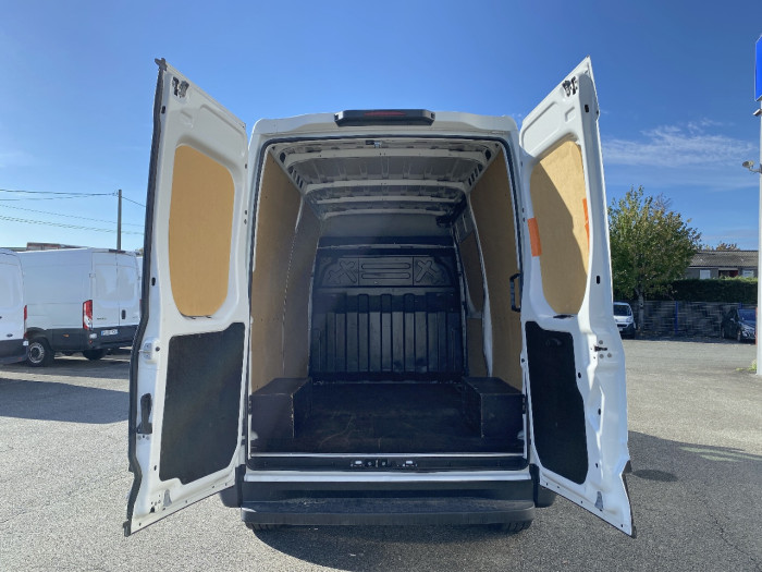 IVECO Daily 35S Fg 35S12 V11