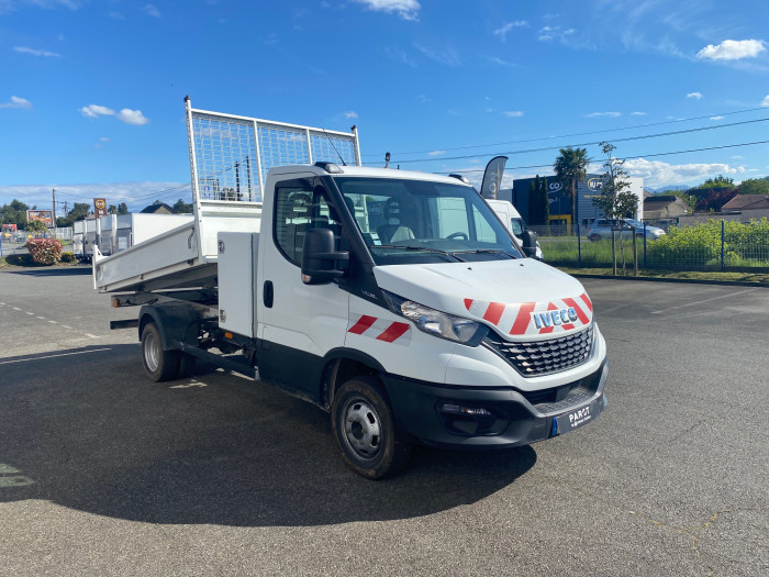IVECO Daily CCb 35C14H Empattement 3750 Tor