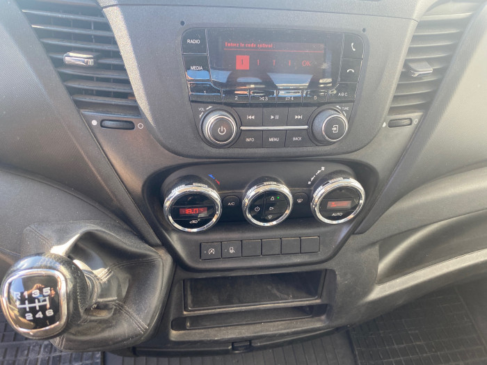 IVECO Daily CCb 35C14H Empattement 3750 Tor