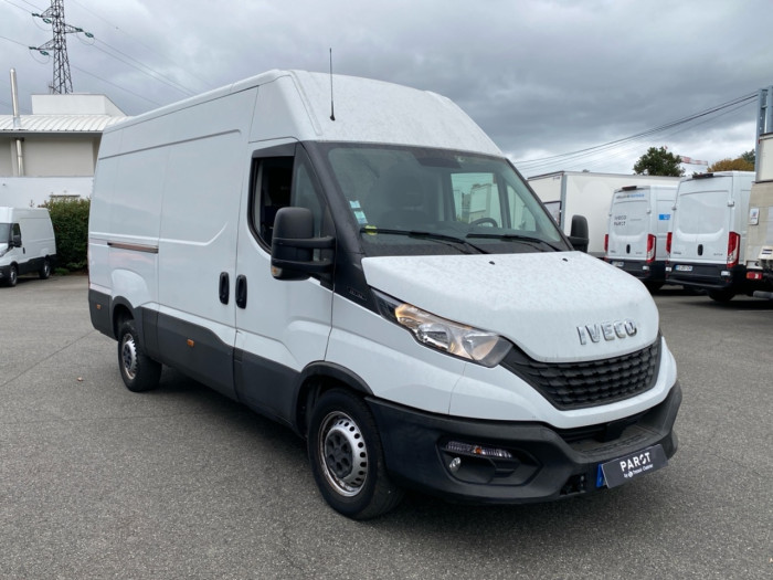 IVECO Daily 35S Fg 35S14 V12