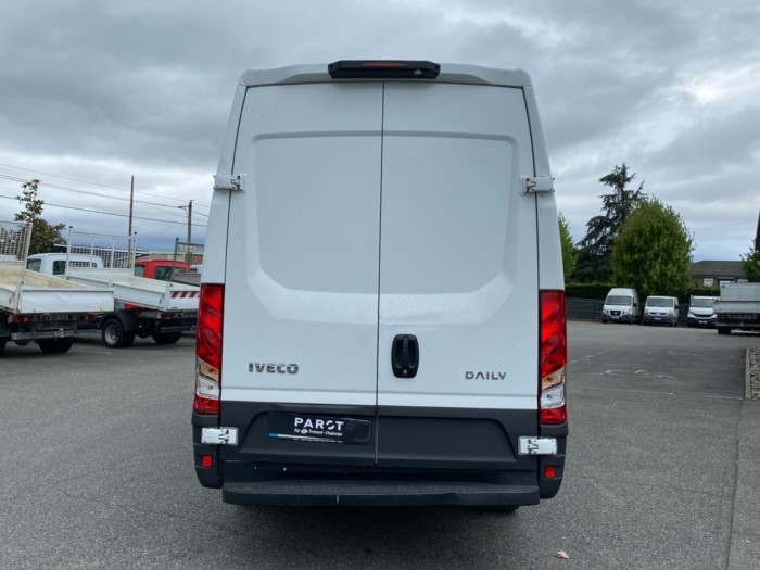 IVECO Daily 35S Fg 35S14 V12