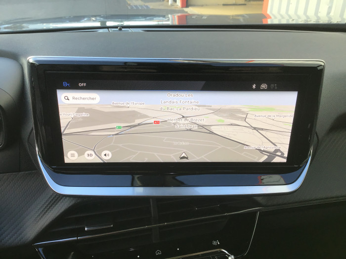 Peugeot 2008 Nouveau Hybrid 136 e-DCS6 Allure