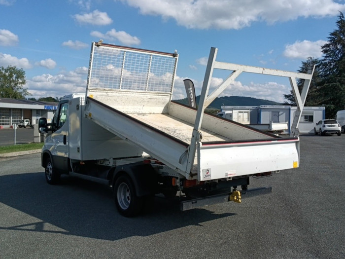 IVECO Daily CCb 35C16H3.0 empattement 3750