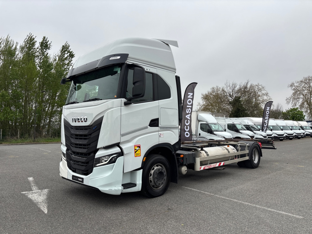 IVECO S-Way S-WAY 19T 460CV GNL