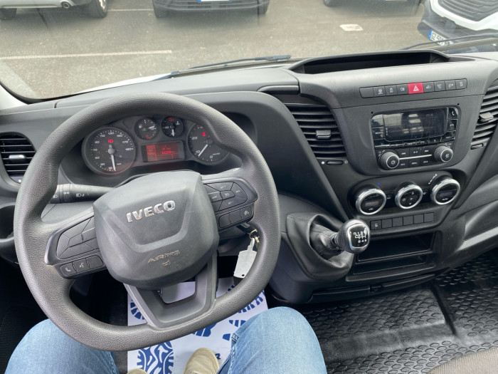 IVECO Daily CCb 35C16H empattement 4100