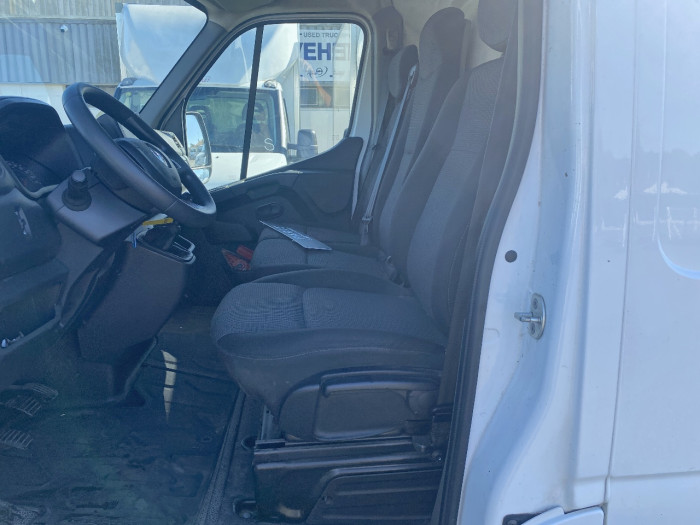 Renault Master Fg F3300 L2H2 2.3 Blue dCi 135ch Confort Euro6