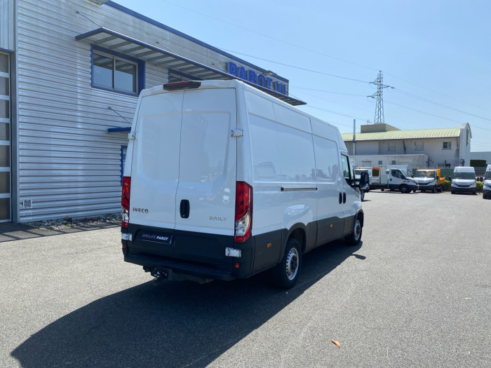 IVECO Daily 35S Fg 35S14 V12