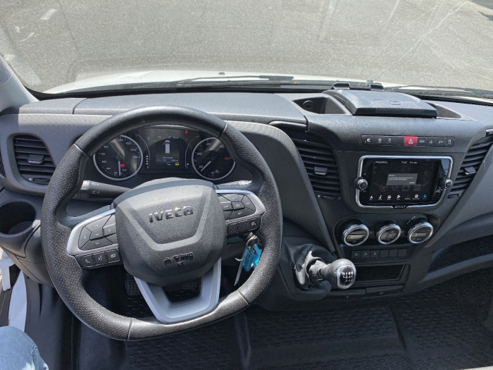 IVECO Daily 35S Fg 35S14 V12