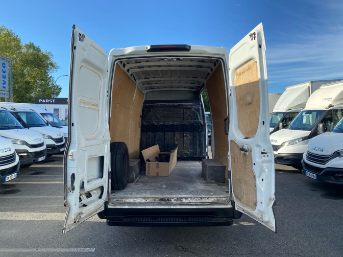 IVECO Daily 35S Fg 35S14SV12