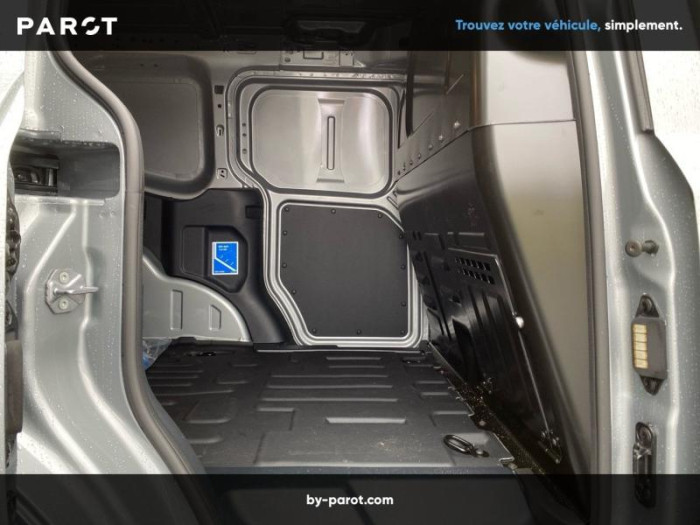 Ford Transit Courier Electrique 100 kW 136ch Limited