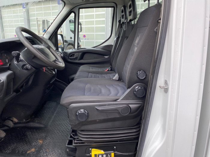 IVECO Daily CCb 35C14 Empattement 3750 Tor