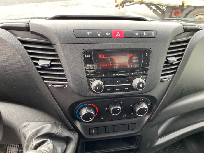 IVECO Daily CCb 35C14 Empattement 3750 Tor
