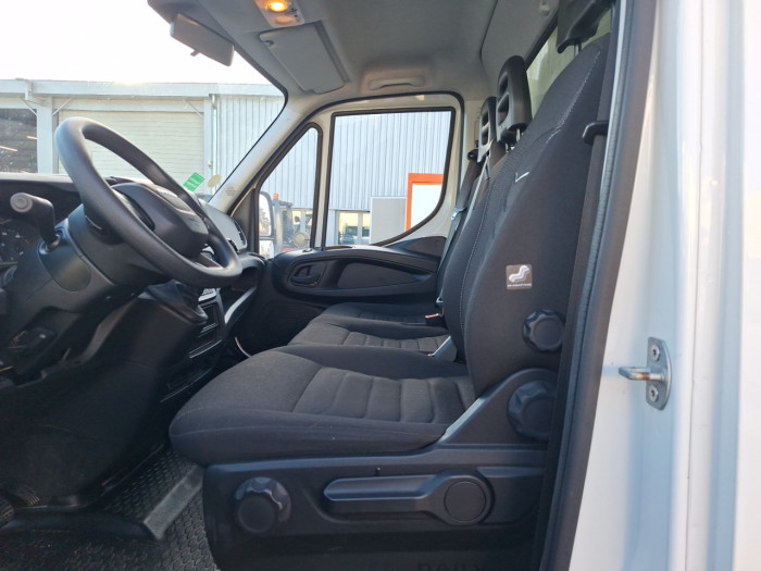IVECO Daily CCb 35C16H3.0 empattement 4100