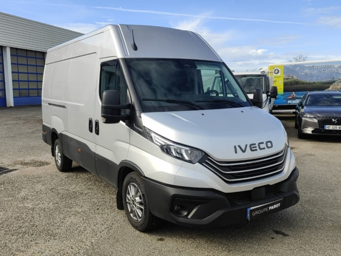 IVECO Daily 35S Fg 35S21H 3.0 V12 Hi-Matic