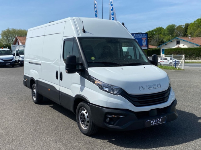 IVECO Daily 35S Fg 35S14 2.3 V12 