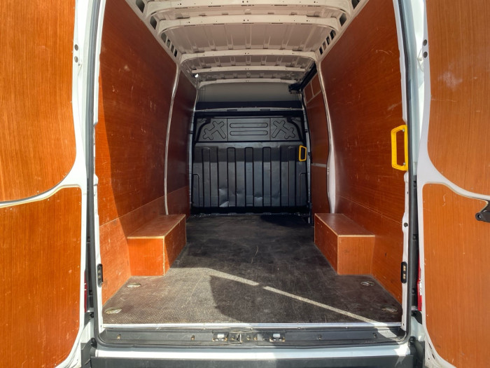 IVECO Daily 35S Fg 35S14 2.3 V12 