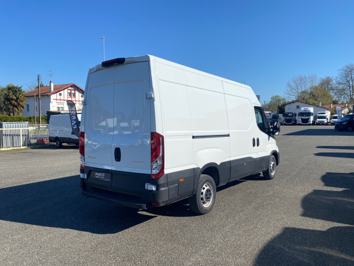 IVECO Daily 35S Fg 35S14H 2.3 V12 