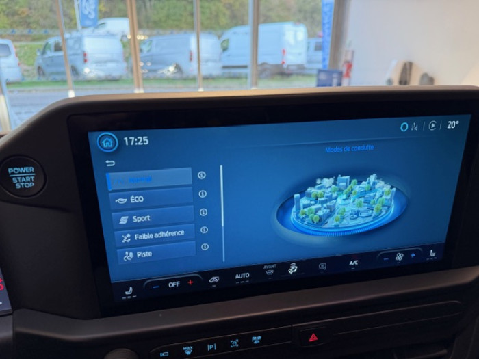 Ford TRANSIT CUSTOM FOURGON Nouveau FGN 320 L1H1 2.0 ECOBLUE 136 CH TRAIL