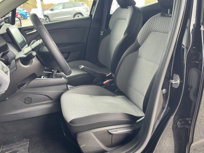 Renault Clio 1.5 dCi 100ch Evolution - 25