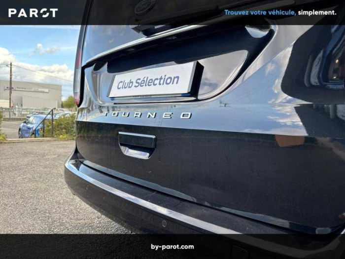 Ford Tourneo Connect 2.0 EcoBlue 102 BVM6 Titanium