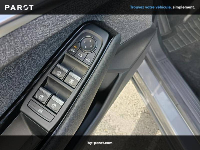 Renault ESPACE VI E-Tech hybrid 200 Techno
