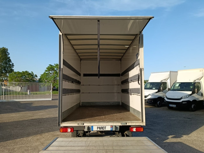 IVECO Daily CCb 35C16H empattement 4100 3.0