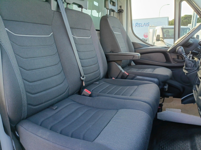 IVECO Daily CCb 35C16H empattement 4100 3.0
