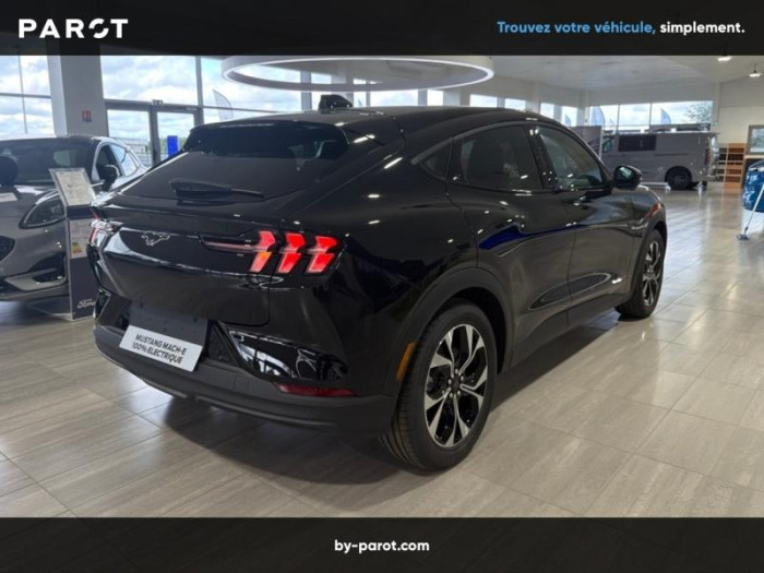 Ford Mustang Mach-E 268ch Standard Range 73kWh Mach-E Propulsion