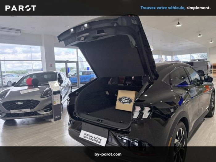 Ford Mustang Mach-E 268ch Standard Range 73kWh Mach-E Propulsion