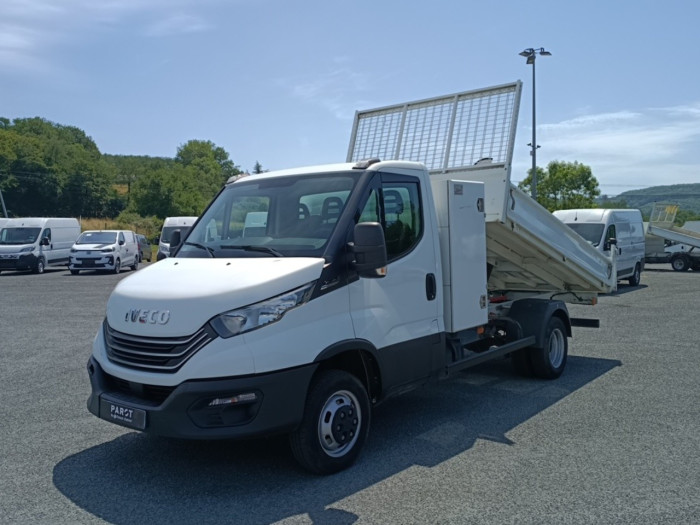 IVECO Daily CCb 35C14 empattement 3750 Hi-Matic