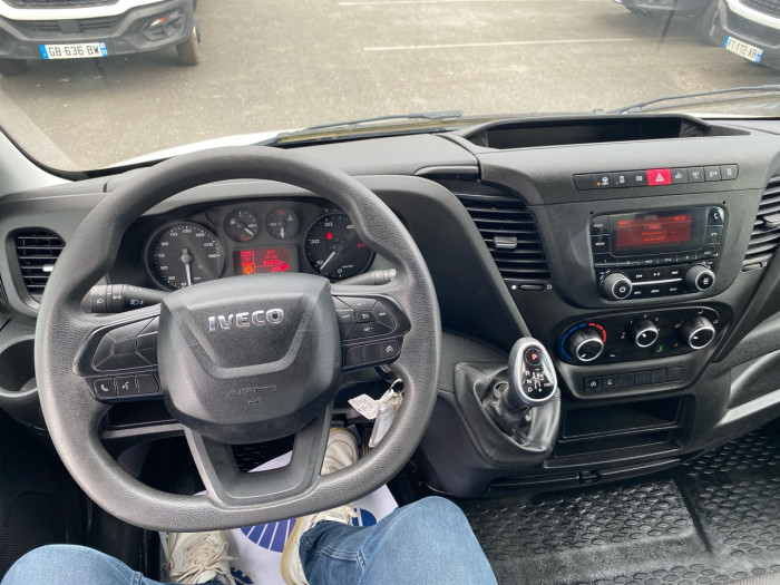 IVECO Daily CCb 35C14 empattement 3750 Tor Hi-Matic