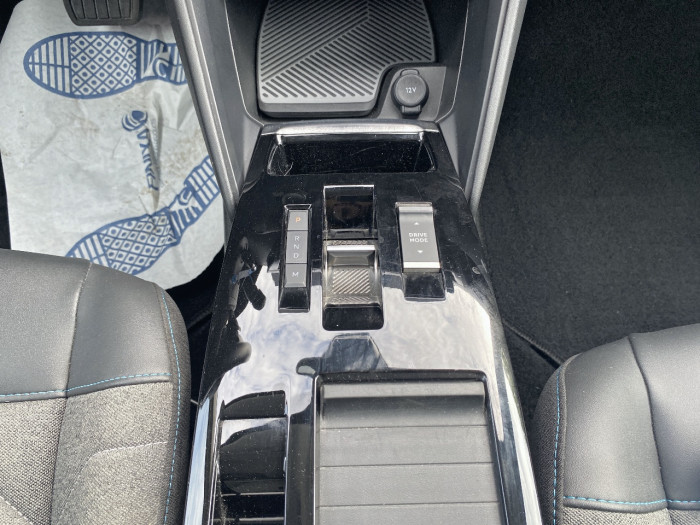 Citroën C4 BlueHDi 130ch S&S Feel Pack EAT8 120g