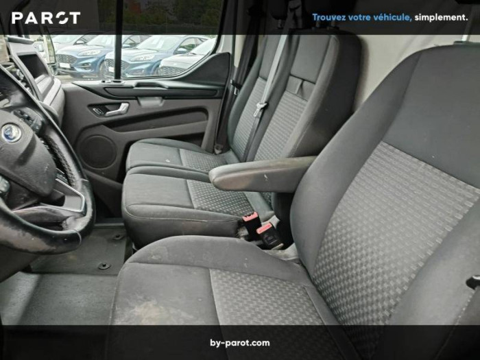 Ford TRANSIT CUSTOM FOURGON 320 L1H1 2.0 ECOBLUE 130 BVA TREND BUSINESS