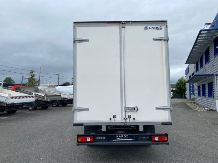 IVECO Daily CCb 35C16H empattement 4100 3.0