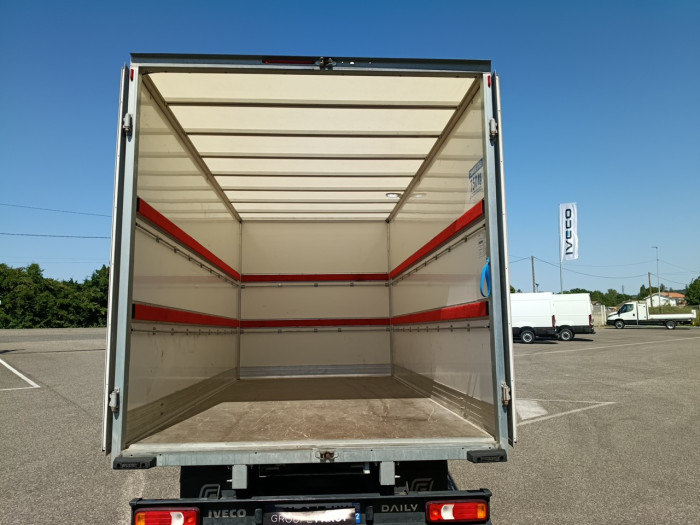 IVECO Daily CCb 35C16H empattement 4100 3.0