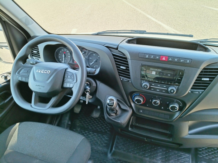 IVECO Daily CCb 35C16H empattement 4100 3.0