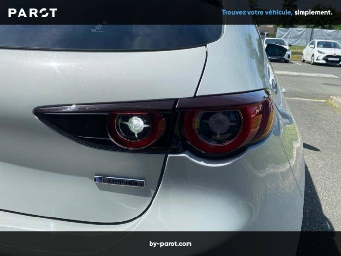 Mazda MAZDA3 5 PORTES 2.5L e-SKYACTIV-G M Hybrid 140 ch BVM6 Homura