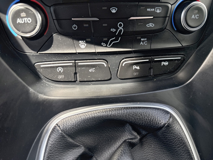 Ford Kuga 2.0 TDCi 150ch Stop&Start ST-Line 4x2