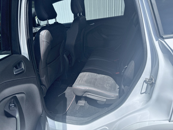 Ford Kuga 2.0 TDCi 150ch Stop&Start ST-Line 4x2