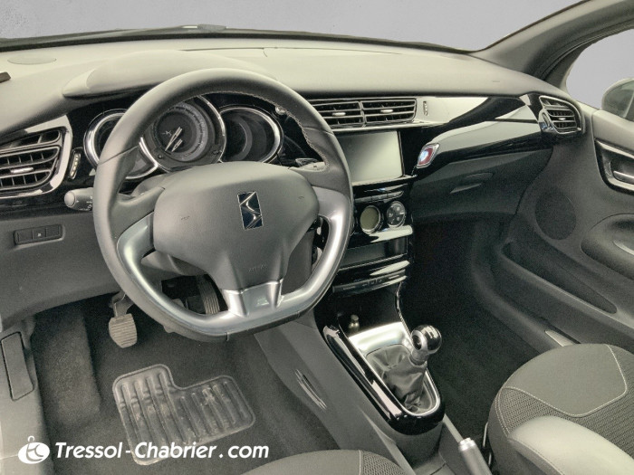 DS DS 3 PureTech 82 BVM5 So Chic