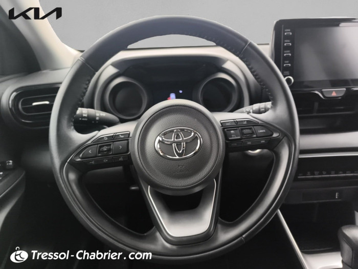 Toyota YARIS HYBRIDE MY22 116h Design