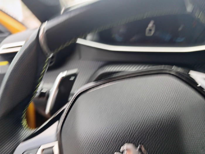 Peugeot 208 PureTech 100 S&S EAT8 GT Line