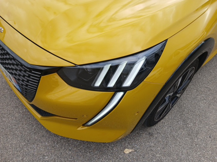 Peugeot 208 PureTech 100 S&S EAT8 GT Line