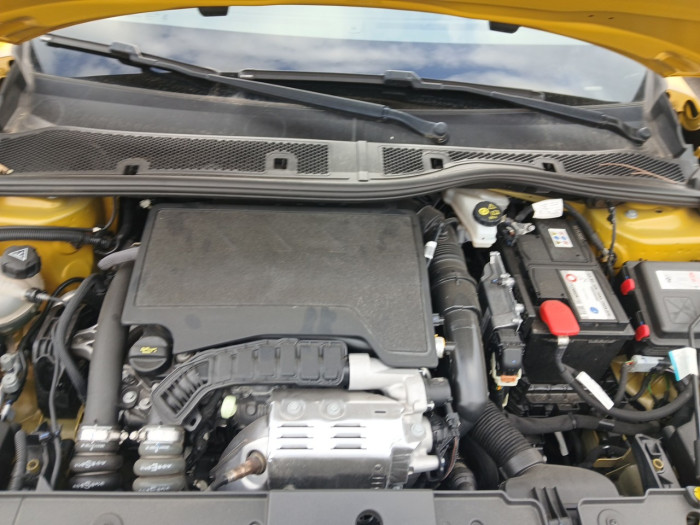 Peugeot 208 PureTech 100 S&S EAT8 GT Line