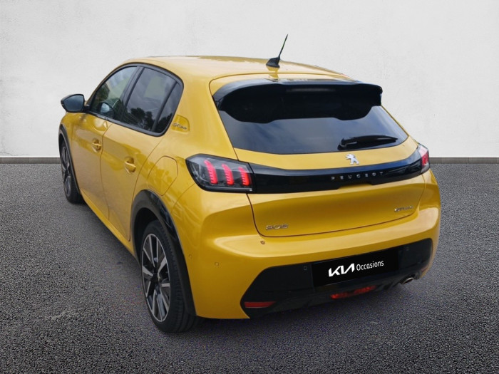 Peugeot 208 PureTech 100 S&S EAT8 GT Line