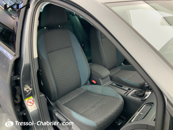 Volkswagen Golf 1.5 eTSI OPF 150 DSG7 Style 1st
