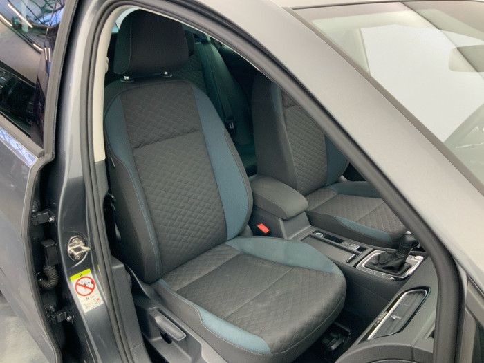 Volkswagen Golf 1.5 eTSI OPF 150 DSG7 Style 1st