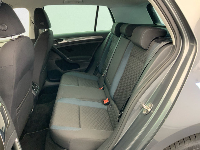 Volkswagen Golf 1.5 eTSI OPF 150 DSG7 Style 1st