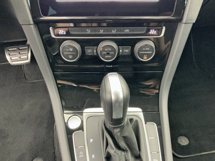 Volkswagen Golf 1.5 eTSI OPF 150 DSG7 Style 1st